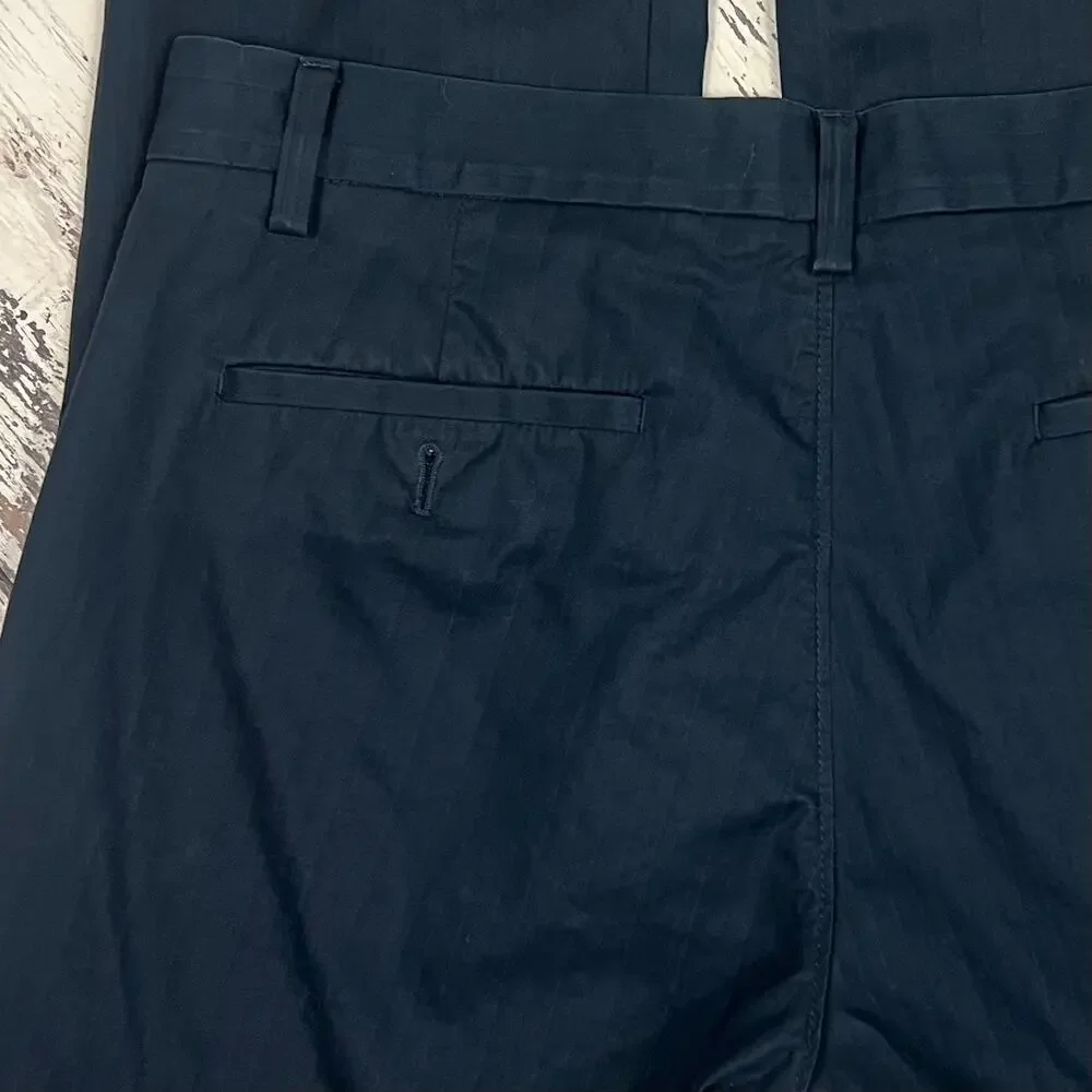 Gap pants men’s 32x34 Straight fit, Flat front Chino cotton/poly blend